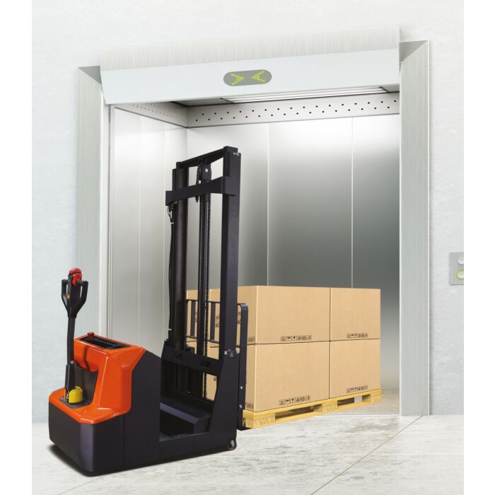 Gerbeur électrique porte à faux compact 600 kg
