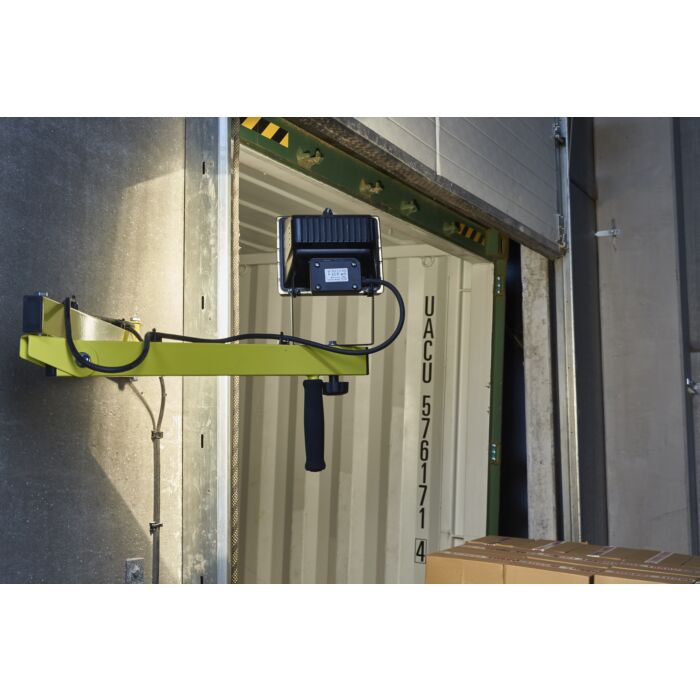 Bras articulé pour projecteur de quai