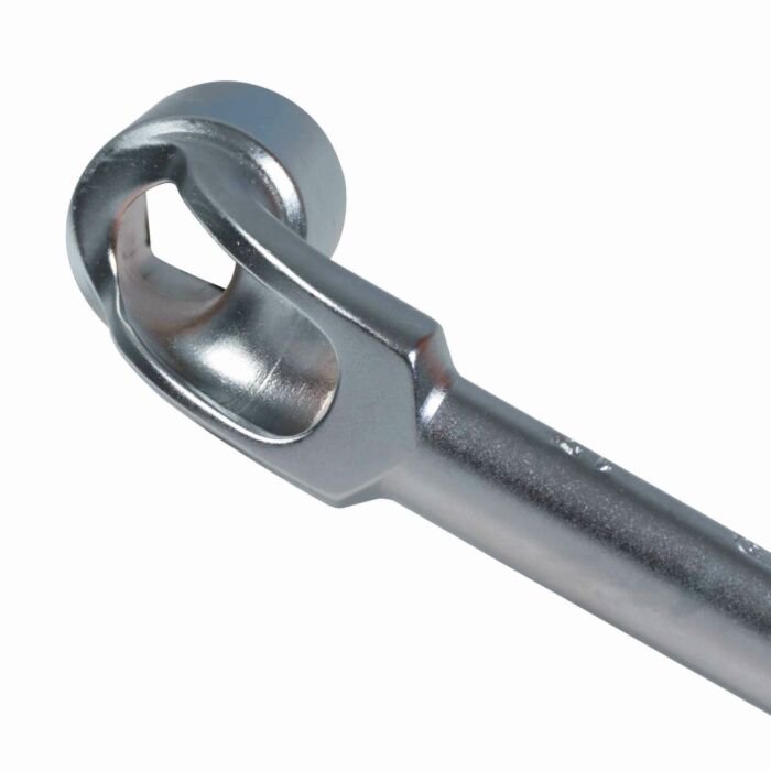 Clé à pipe débouchée