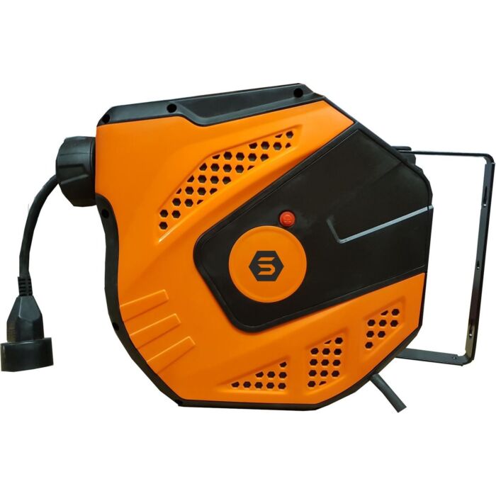 Enrouleur mural 230 V
